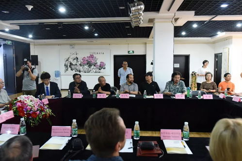 乌兹别克斯坦艺术家邀请展重现丝路风采，艺术市场诠释中乌文化交融美丽